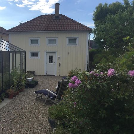 Lilla Saturnus Villa Ljungskile Eksteriør billede
